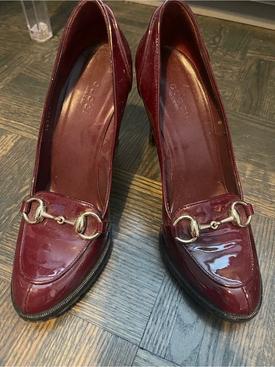 Gucci Shoes - Gucci Burgundy Patent Leather Pumps with Gold Horsebit